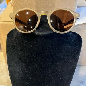 Nifties NI9843 Horn Round Brown Sunglasses